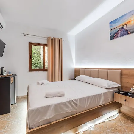 Aparthotel By The In The Beautiful 3*